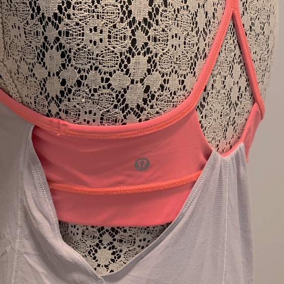 Lululemon cut out tank - Picture 3 of 3